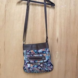 Cross body purse with adjustable strap